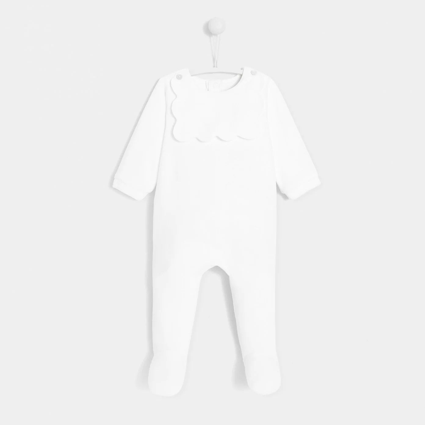 Бебешка велурена пижама от букле