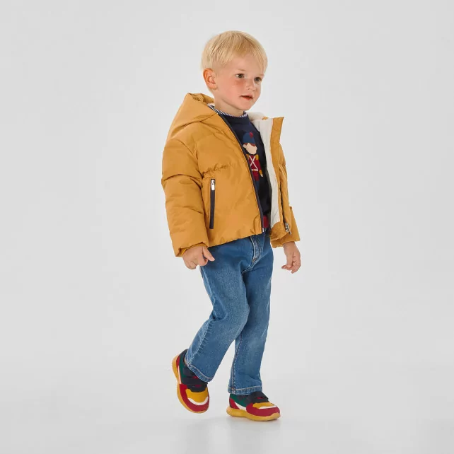 Пухено яке за бебе момче със средна дължина